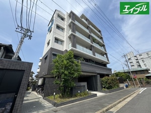 ﾌﾟﾚｻﾝｽﾛｼﾞｪ白壁ﾃﾗｽ(601)外観写真