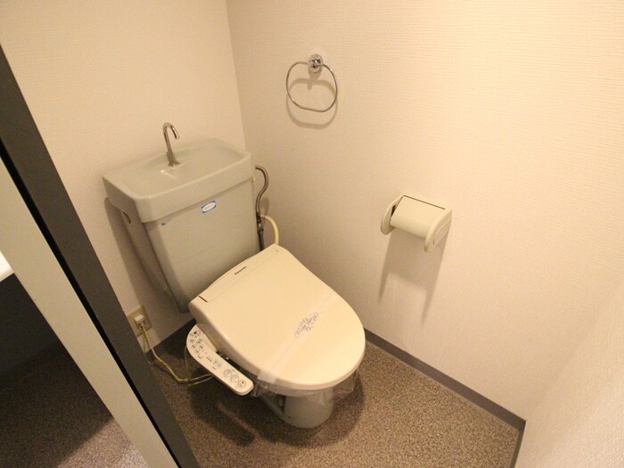 物件内観写真12　(トイレ)