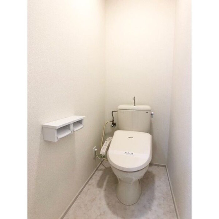 物件内観写真11　(トイレ)