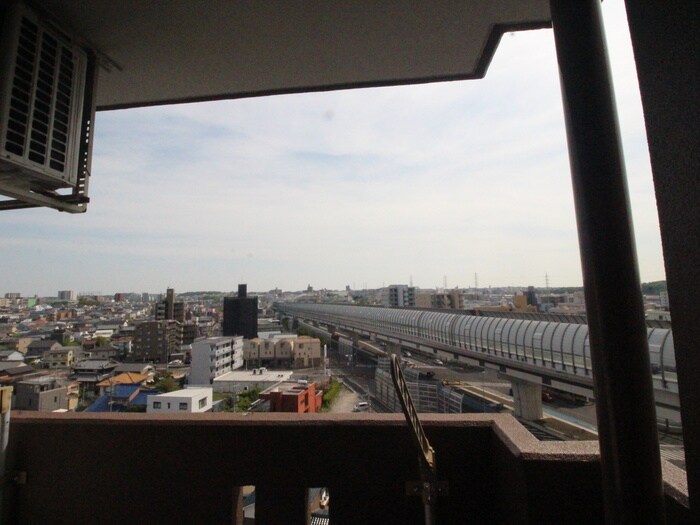 物件内観写真18　(室内からの展望)