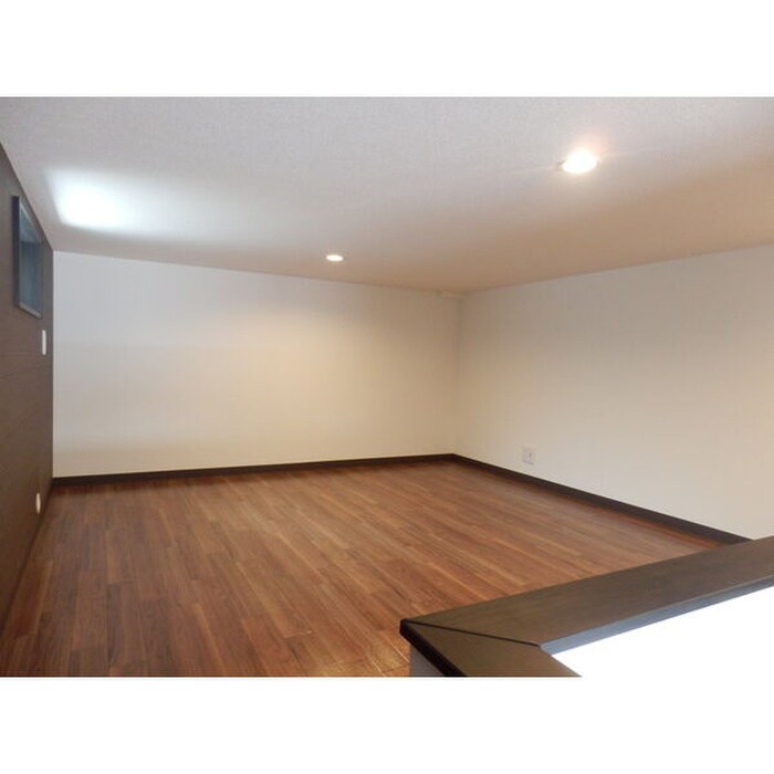 物件内観写真9　(ロフト)