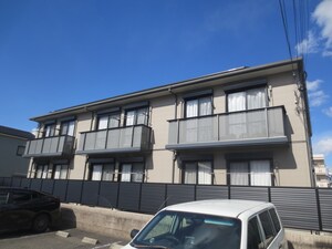 ＣＯＮＦＡＲ中野外観写真
