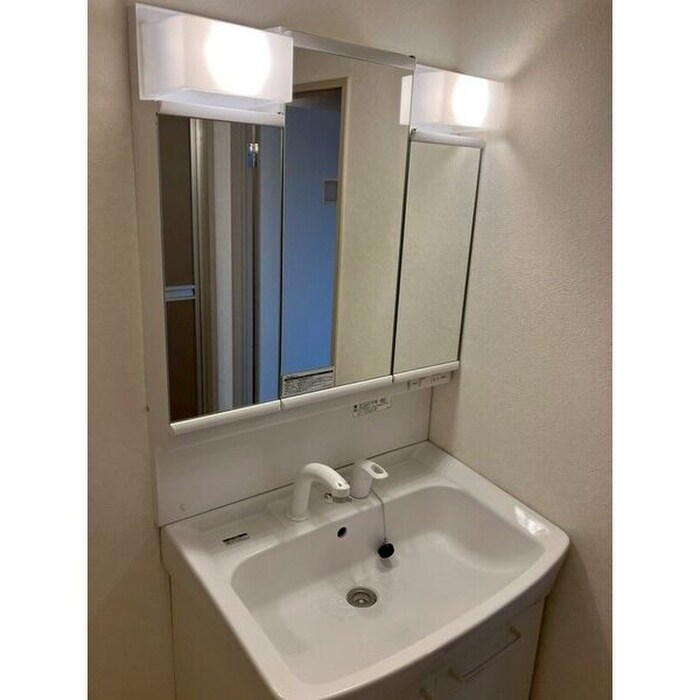 物件内観写真6　(洗面)