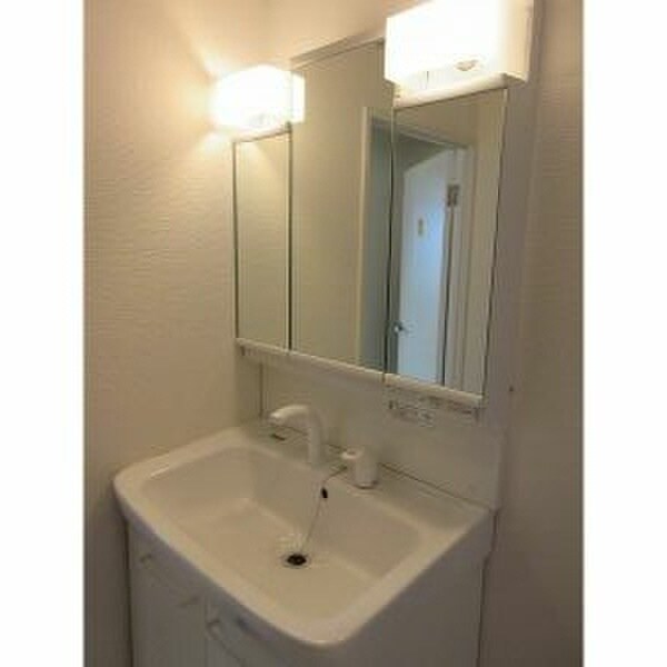 物件内観写真7　(洗面)