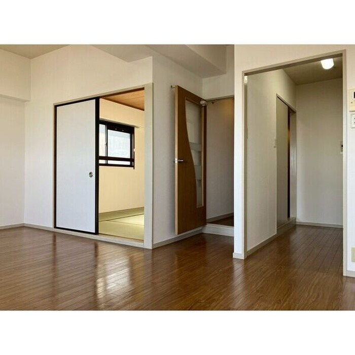 物件内観写真10　(居室)