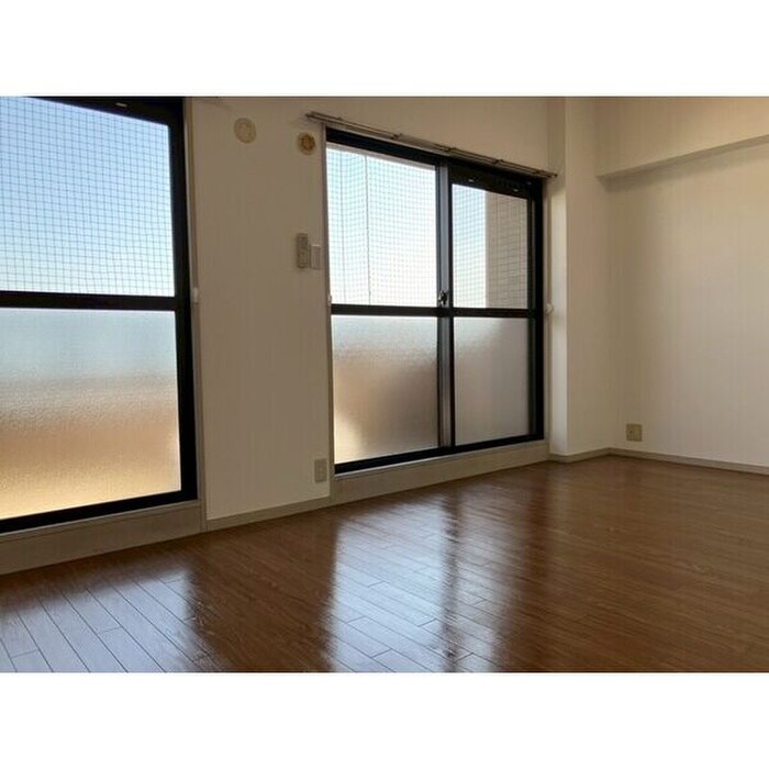 物件内観写真11　(居室)