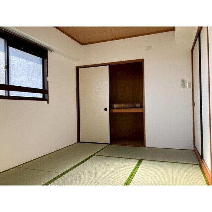 物件内観写真12　(居室)