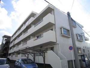 ベルメゾン伊藤外観写真