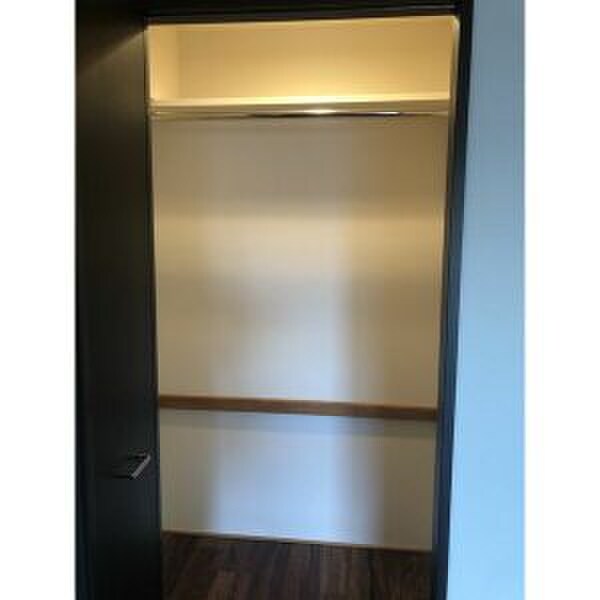 物件内観写真15　(収納)