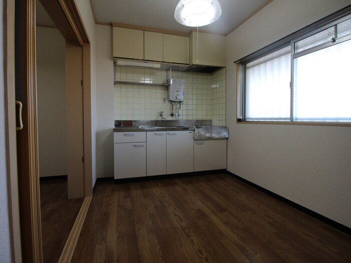 物件内観写真7　(居室)