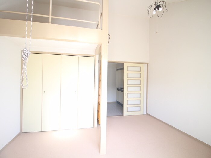 物件内観写真7　(居室)