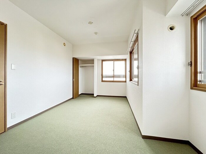 物件内観写真12　(居室)
