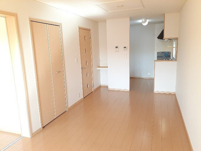 物件内観写真4　(居室)