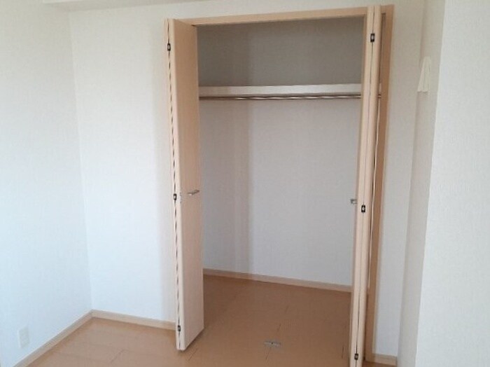 物件内観写真9　(収納)