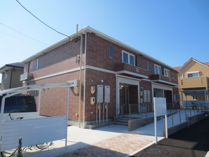 物件外観写真1　(外観写真)