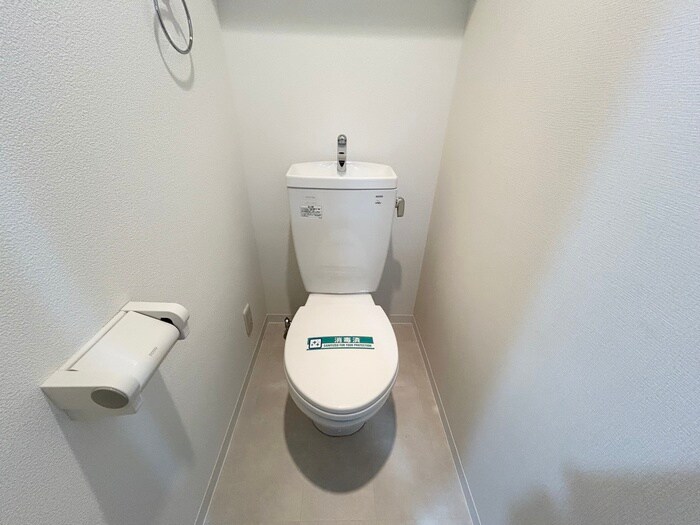 物件内観写真11　(トイレ)