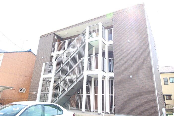 物件外観写真2　(外観写真)