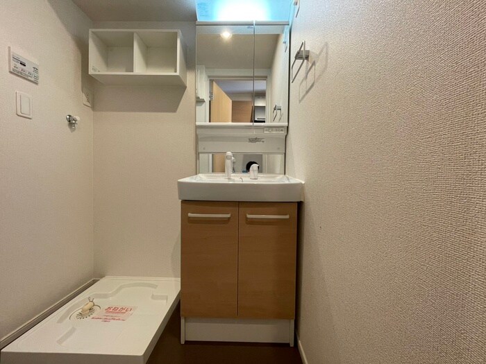 物件内観写真12　(洗面)