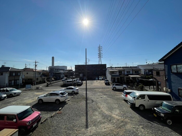 物件内観写真15　(室内からの展望)