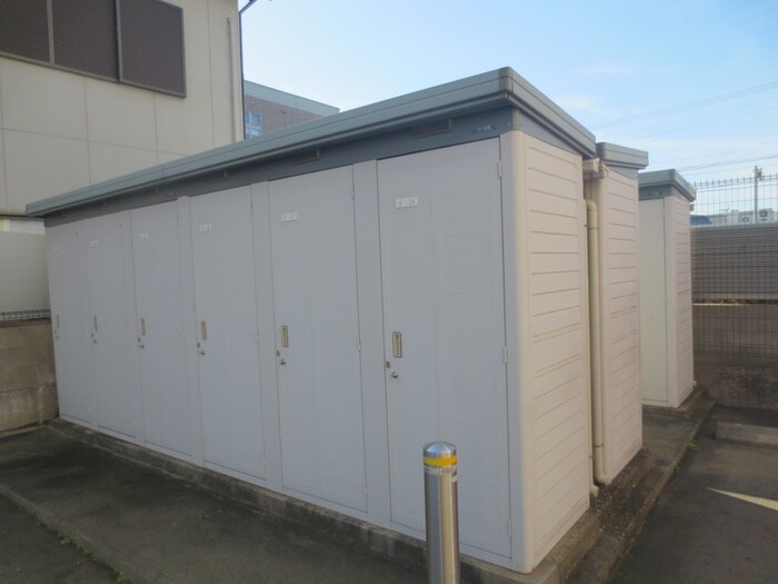 物件外観写真6　(建物設備)