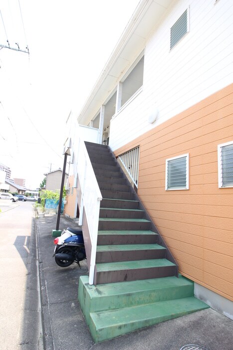 物件外観写真5　(外観写真)