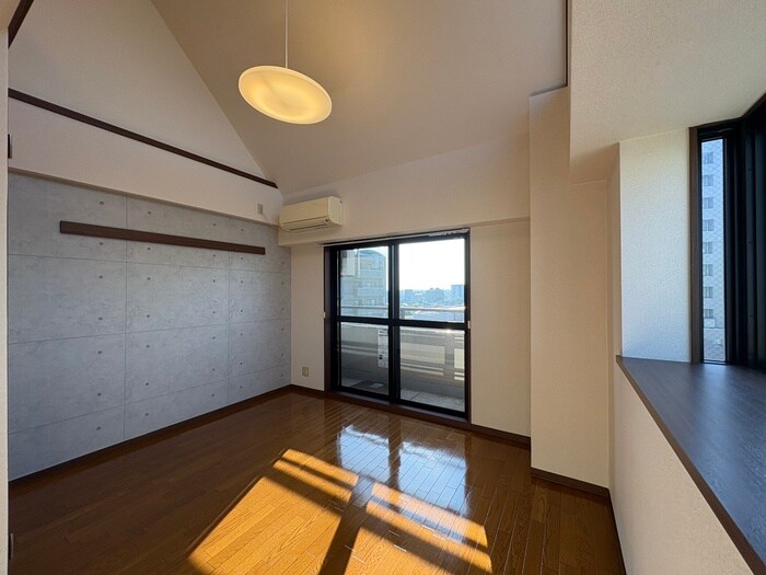 物件内観写真10　(居室)