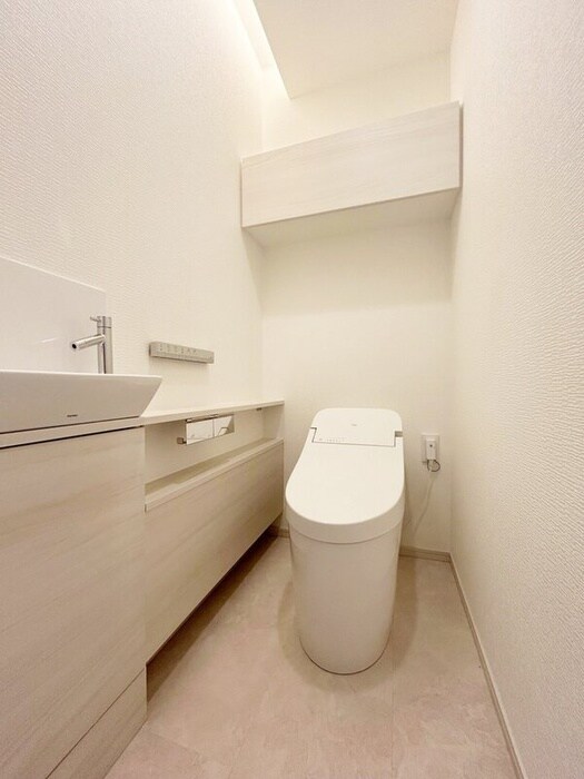 物件内観写真13　(トイレ)