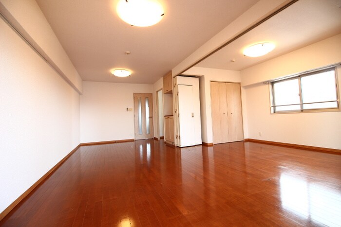 物件内観写真7　(居室)