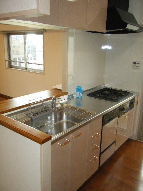 物件内観写真8　(内観写真)