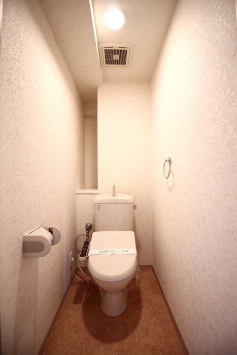 物件内観写真12　(トイレ)