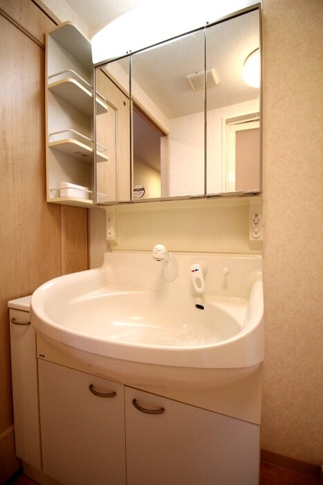 物件内観写真14　(洗面)