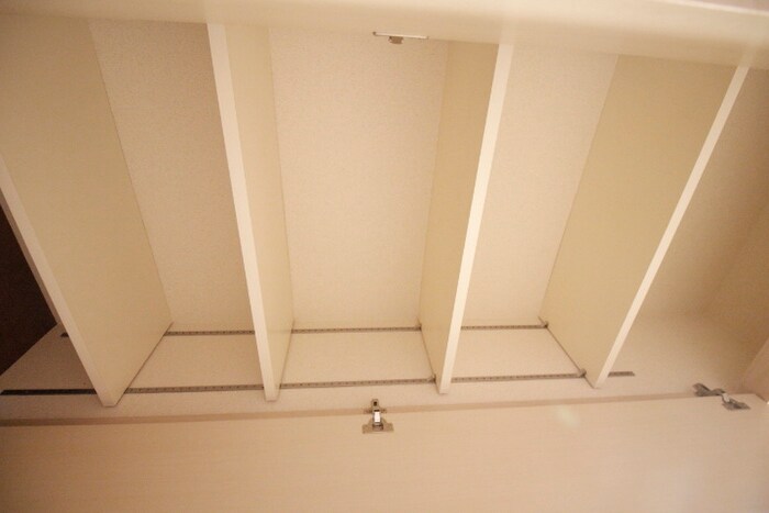 物件内観写真18　(収納)