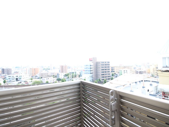 物件内観写真17　(室内からの展望)