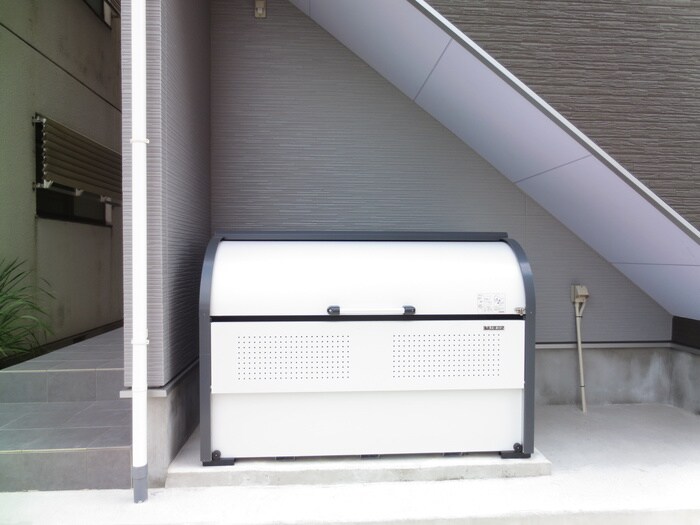 物件外観写真4　(建物設備)