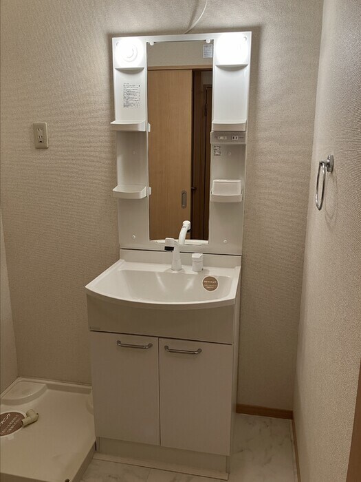 物件内観写真6　(洗面)