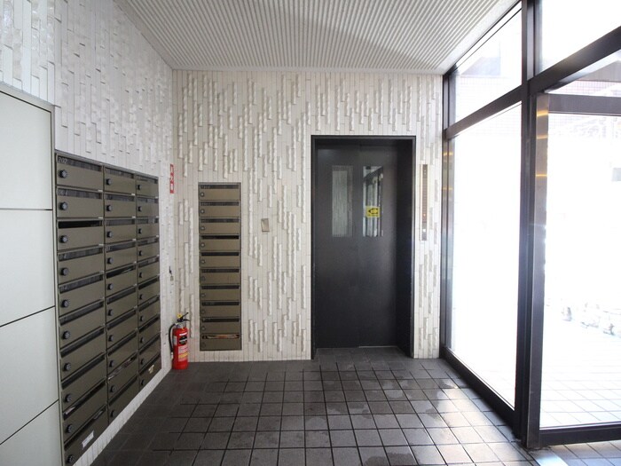 物件外観写真3　(建物設備)