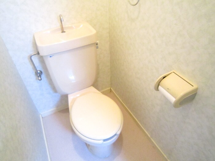 物件内観写真12　(トイレ)