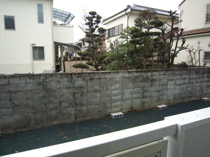 物件内観写真22　(室内からの展望)