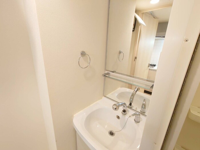 物件内観写真10　(洗面)