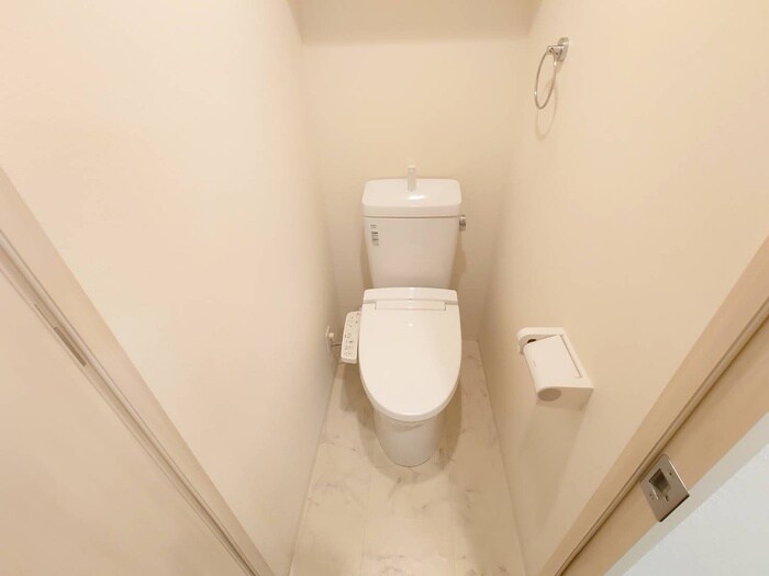 物件内観写真11　(トイレ)