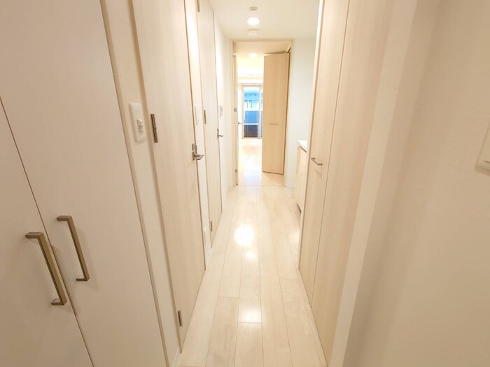 物件内観写真19　(廊下)