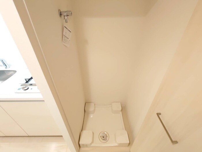 物件内観写真20　(洗濯機置場)