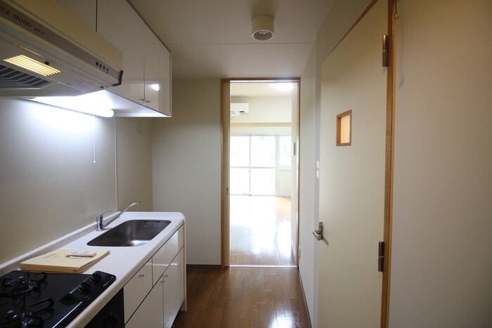 物件内観写真10　(廊下)