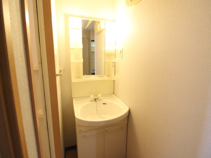 物件内観写真12　(洗面)