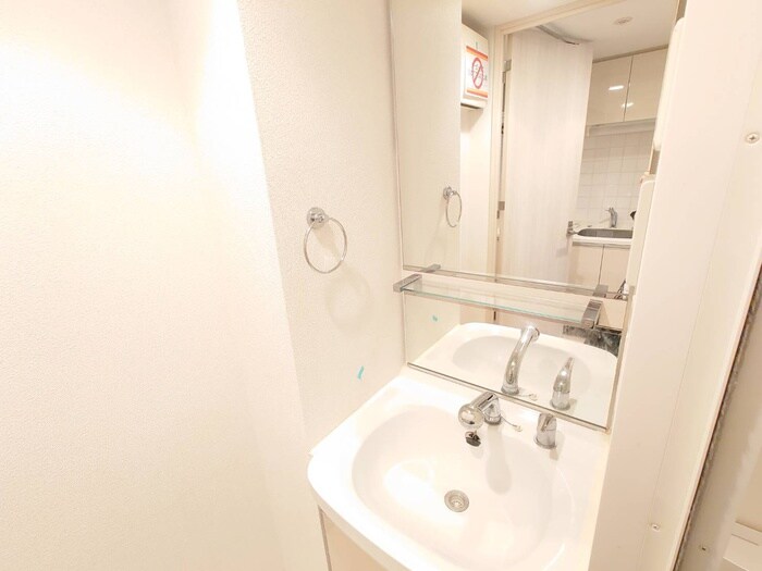 物件内観写真10　(洗面)