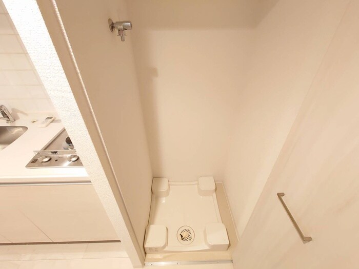 物件内観写真20　(洗濯機置場)