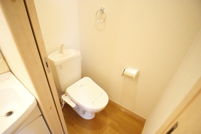 物件内観写真18　(トイレ)