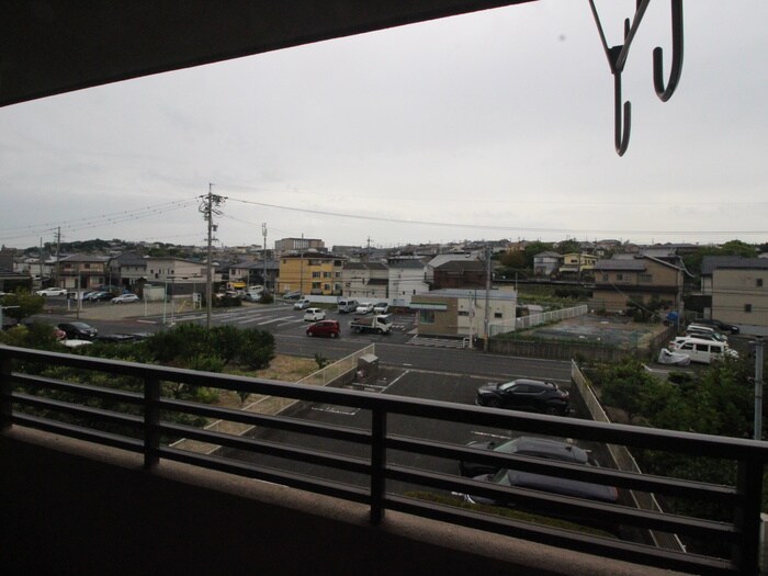 物件内観写真22　(室内からの展望)