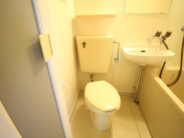 物件内観写真11　(トイレ)