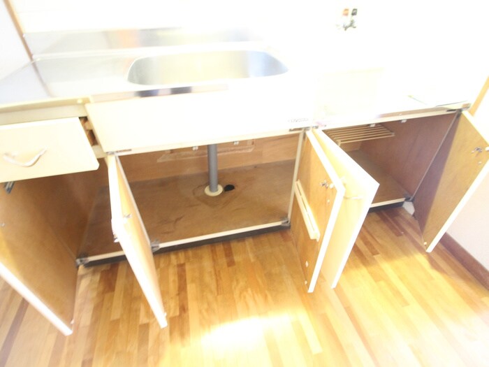 物件内観写真18　(収納)